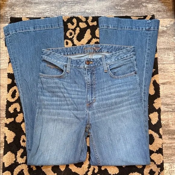 Kimes Ranch Light Wash Jennifer Trouser Jeans - Picture 2 of 3